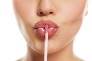 Cosmetic Mixing with Pigments and Titanium Oxide